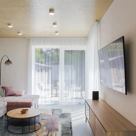 Apartament Bovi Lux *